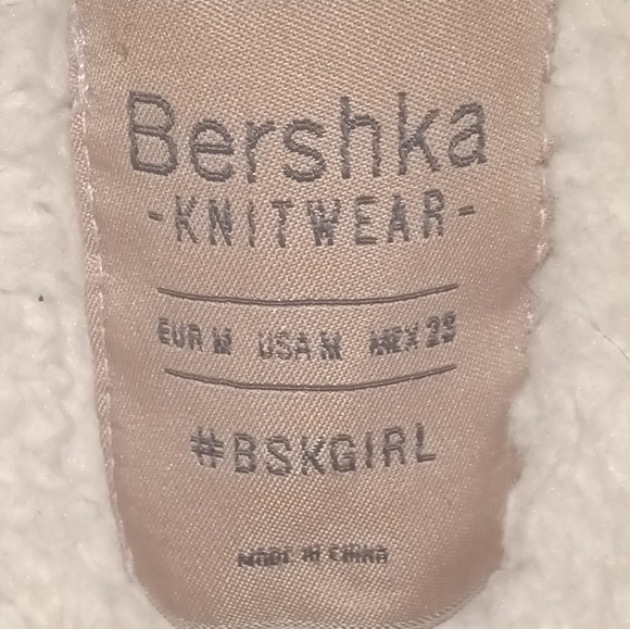 Bershka knitwear medium sweater red long sleeve sweater - Picture 3 of 3